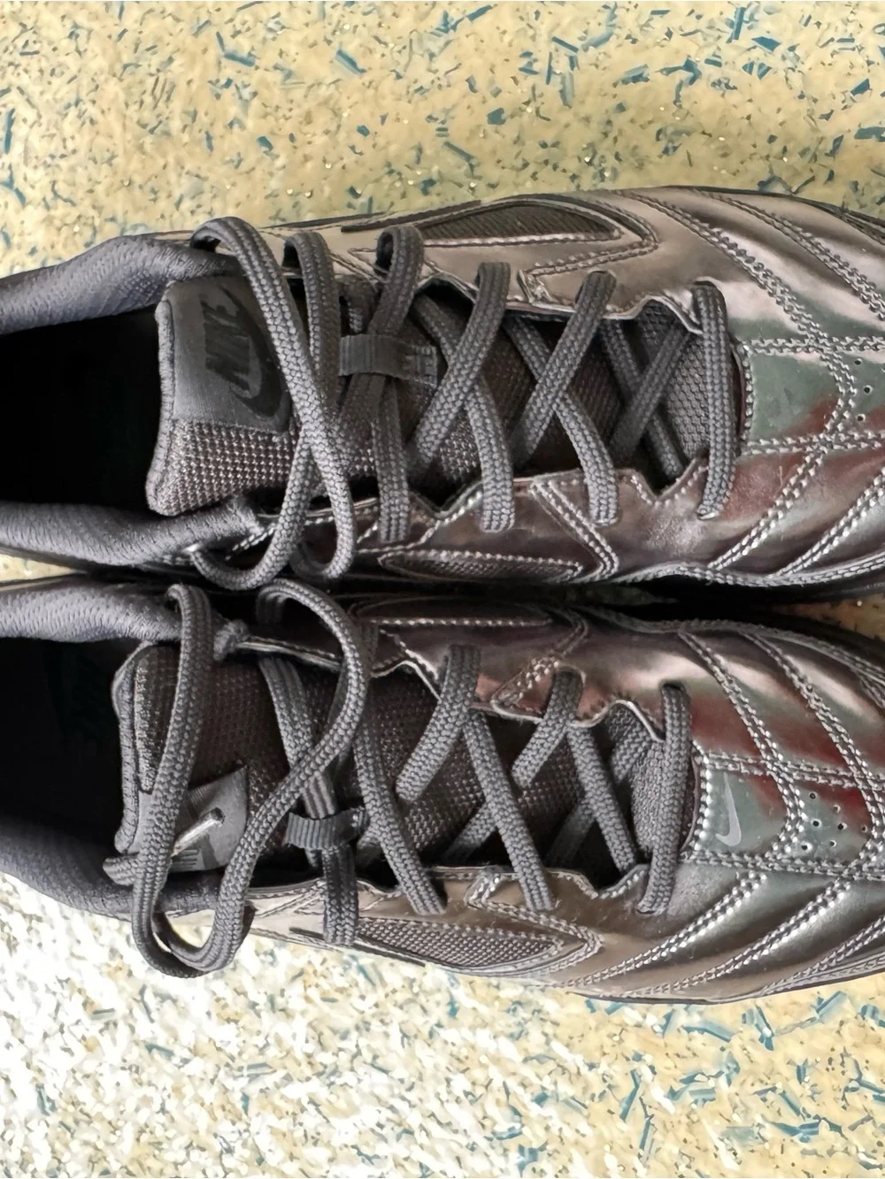 Nike Gato LV8 